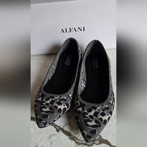 Alfani Step 'N Flex POPPY Black and Gray Leopard Patterned Flats Size 8.5 NWB